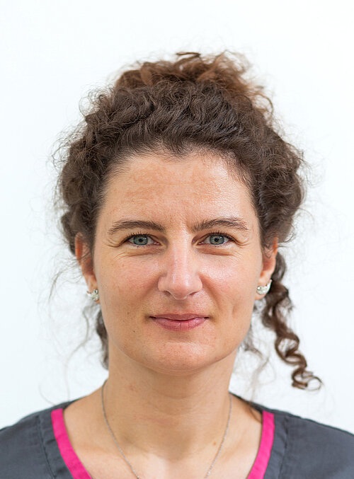 Franziska Lang, Hundefriseurin und tiermedizinische Fachangestellte